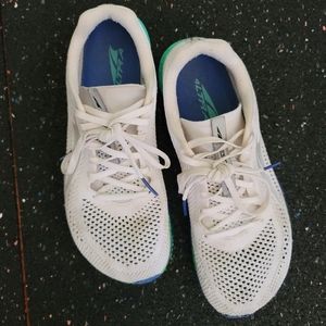 Altra Escalante Racer Women's 9 White